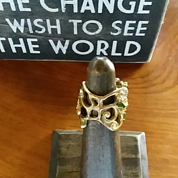 5 FOR 25 GUESS RING 💜💜 - Picture 3 of 3